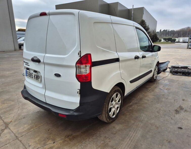 FORD  TRANSIT COURIER